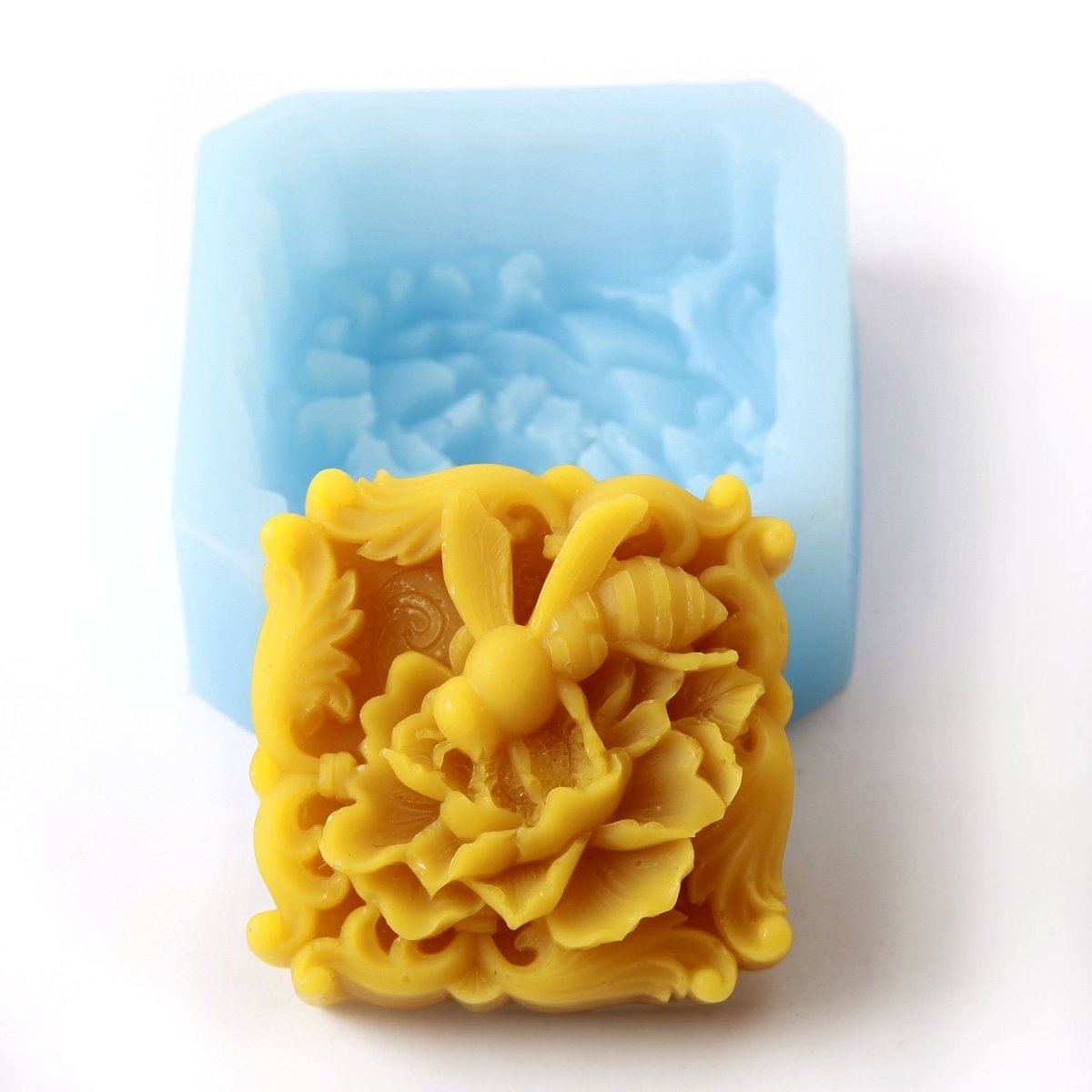 Bee and Flowers Silicone Soap Mould R0823 - Mystic Moments UK