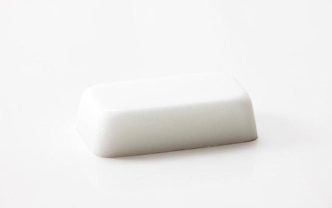 Melt and Pour Soap Base - Goats Milk - Mystic Moments UK