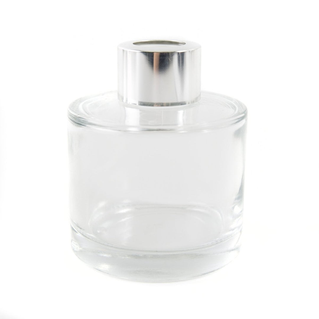 https://www.mysticmomentsuk.com/cdn/shop/products/round-reed-diffuser-bottle-glass-200ml-922940.jpg?v=1588266820&width=1080